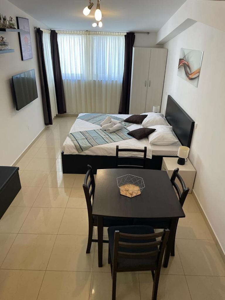 Piazza Square City Top Centre Apartments スプリト エクステリア 写真